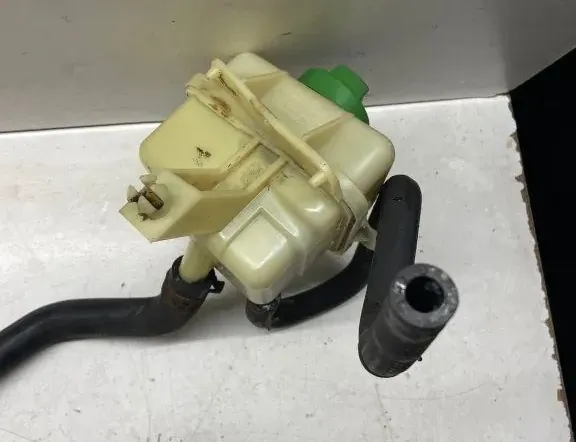 VOLKSWAGEN Transporter T5 (2003-2015) Power Steering Pump Tank 7H0422371A 34781194