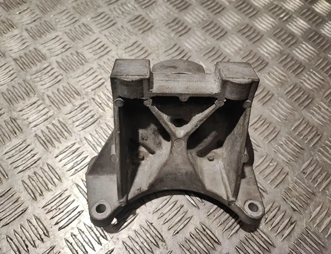 JEEP Grand Cherokee 4 generation (WK) (2004-2024) Gearbox Mount Bracket 04578062AC 23419148