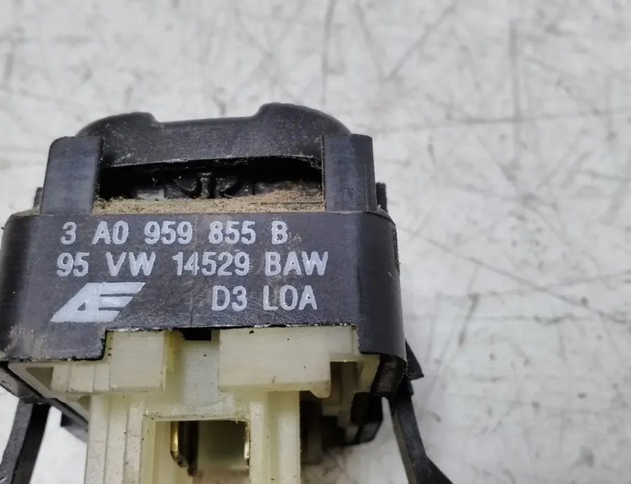VOLKSWAGEN Sharan 1 generation (1995-2010) Rear Right Door Window Control Switch 3A0959855B 27527203
