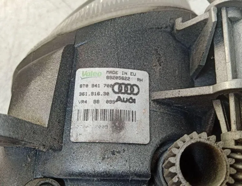 AUDI A5 Sportback 8T (2009-2011) Front Right Fog Light 8T0941700 30915313