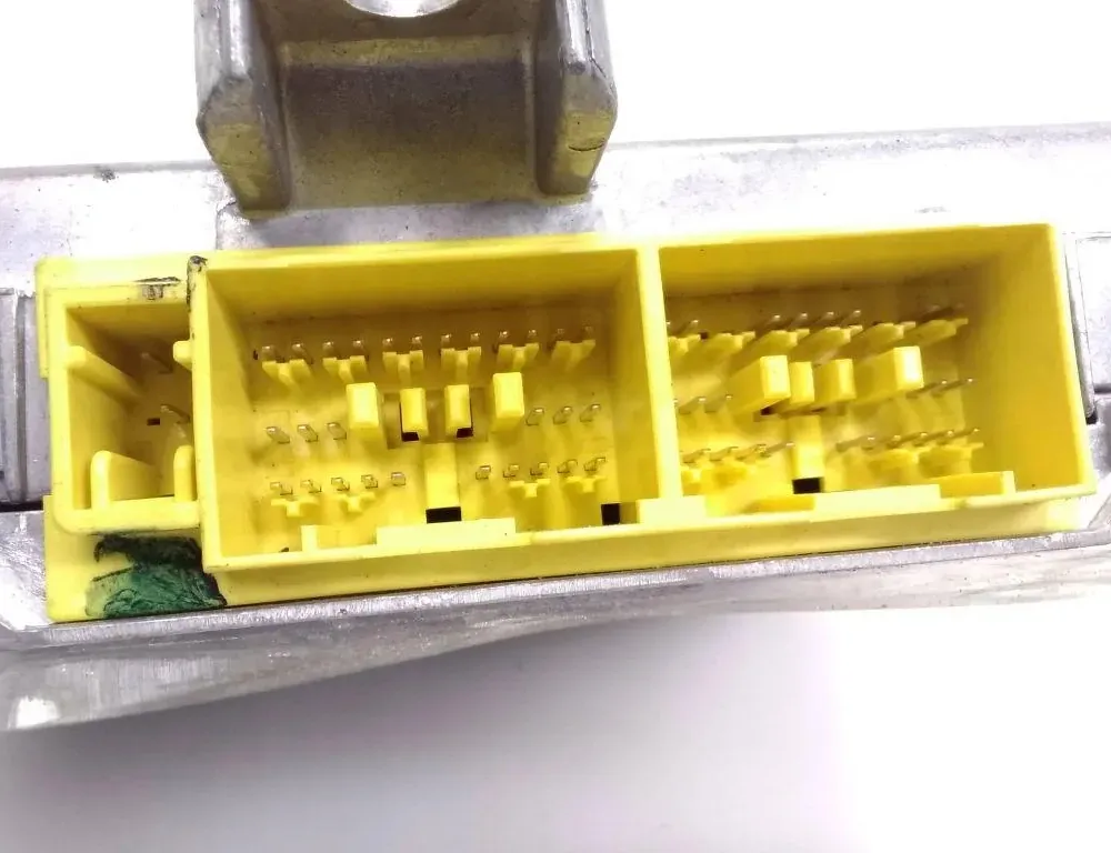 HONDA CR-V 3 generation (2006-2012) SRS Control Unit 77960SWAE240M4 35101072