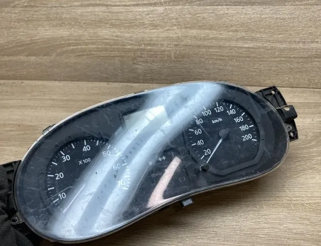 DACIA Logan 1 generation (2004-2012) Speedometer 8200377202 34282004