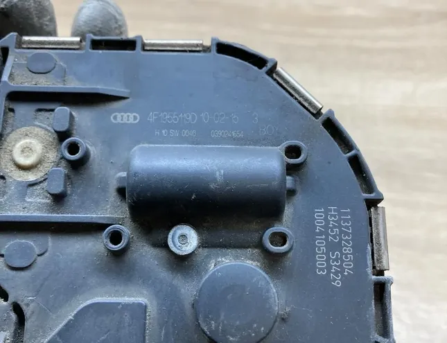 AUDI A6 C4/4A (1994-1997) Front Windshield Wiper Mechansm Motor 4F1955119D,1397220585 34278628