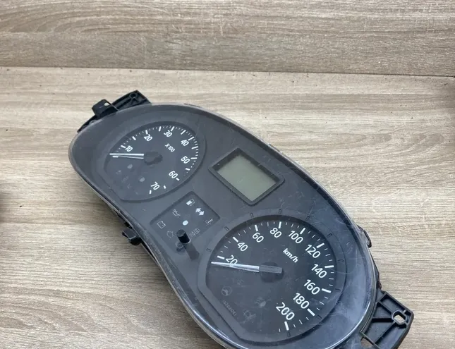 DACIA Logan 1 generation (2004-2012) Speedometer 8200377202 34282004