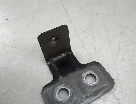 BMW 5 Series G30/G31 (2016-2023) Front Left Fender Holder 7440425 35049649