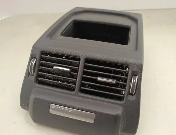 LAND ROVER Range Rover Evoque L538 (1 gen) (2011-2020) Rear air vent grille EJ3204569B 35048601