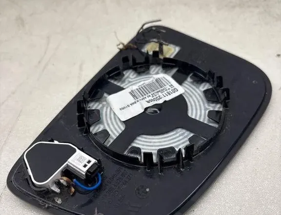 BMW 7 Series G11/G12 (2015-2023) Szkło lusterka przednich lewych drzwi 9045091 35049380