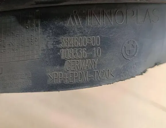 BMW 2 Series F22/F23 (2013-2020) Dolna kratka przedniego zderzaka 384600800 35051812