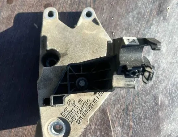 BMW 3 Series G20/G21/G28 (2018-2024) Gearbox Mount Bracket 185747 35046540