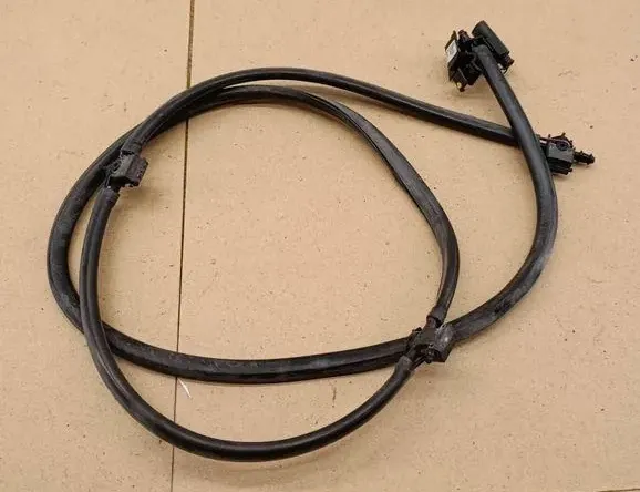 BMW 7 Series G11/G12 (2015-2023) Dysza do szyby przedniej 7357373 35053662