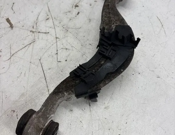 BMW 7 Series G11/G12 (2015-2023) Tylne prawe ramię 6861115 35052907