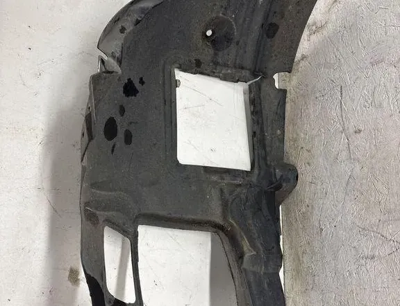 BMW 2 Series F22/F23 (2013-2020) Front Right Inner Arch Liner 7312838 35049536