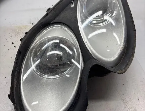 SMART Forfour 2 generation (2015-2023) Przedni prawy reflektor A4545400154 35051025