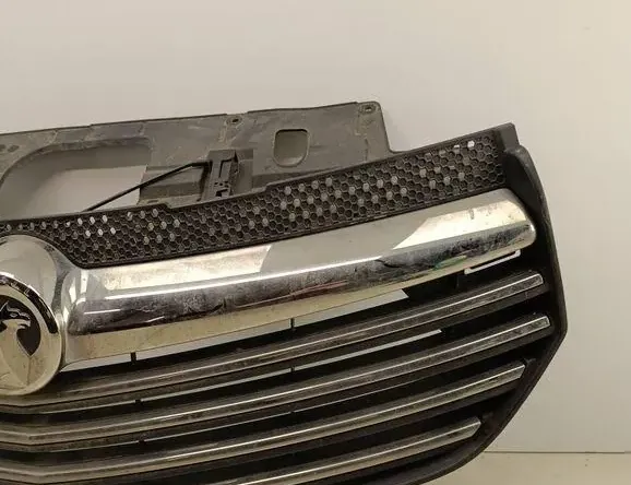 OPEL Vivaro B (2014-2019) Radiator Grille 214B25126R 35048114