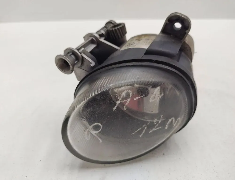 AUDI A4 B7/8E (2004-2008) Front Right Fog Light 8T0941700,36191630,89205622 34088893