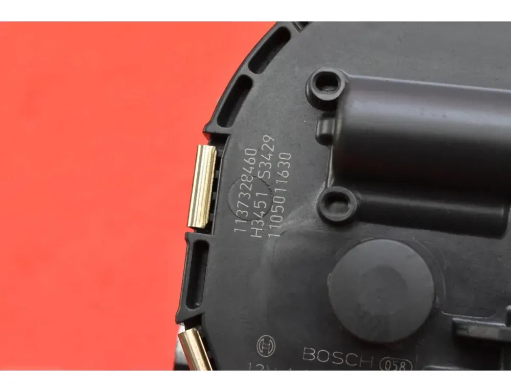 PEUGEOT 5008 1 generation (2009-2016) Wiper motor 9671062380 34528689