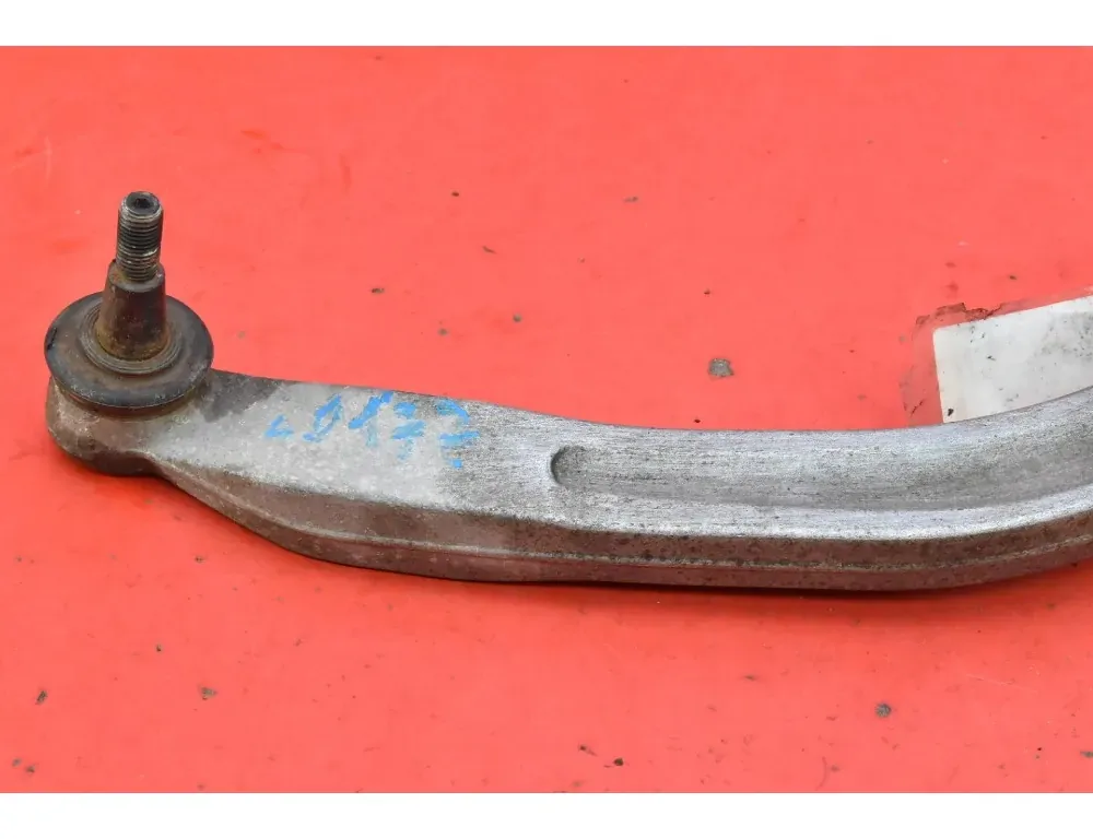 VOLKSWAGEN Passat B5 (1996-2005) Przednie lewe ramię 35102619