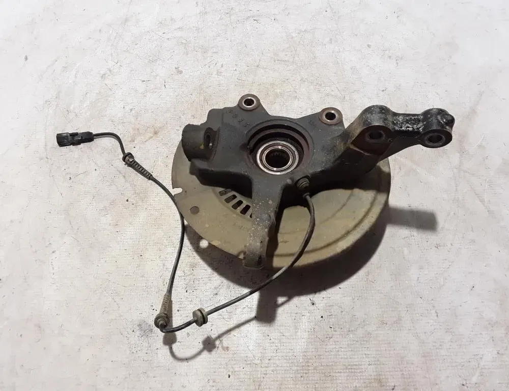 RENAULT Clio 4 generation (2012-2020) Front Right Wheel Hub 400142942R 20989804