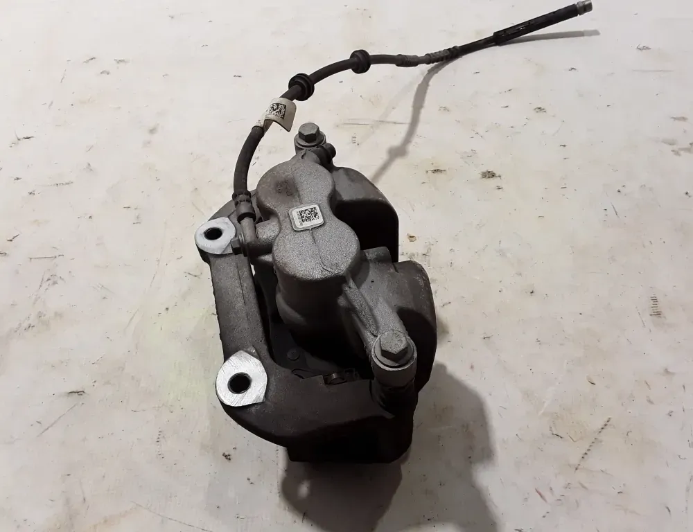 MERCEDES-BENZ GLE W167 (2019-2024) Zacisk hamulca przedniego prawego A1674218200 35103404