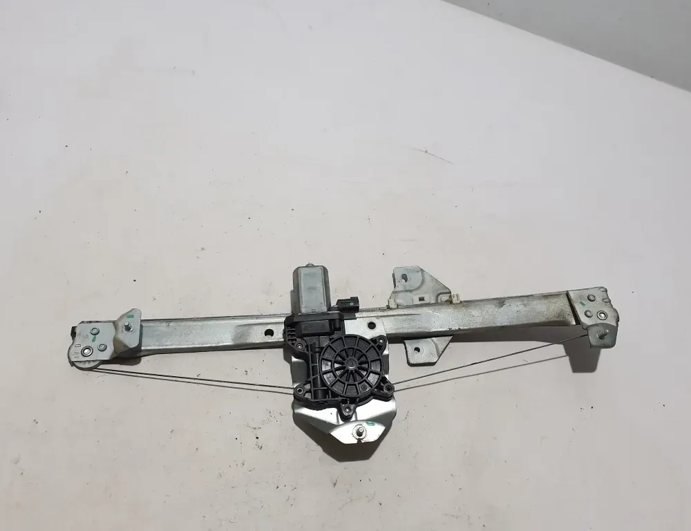 RENAULT Express Front Right Door Window Regulator 807201941R 34281013