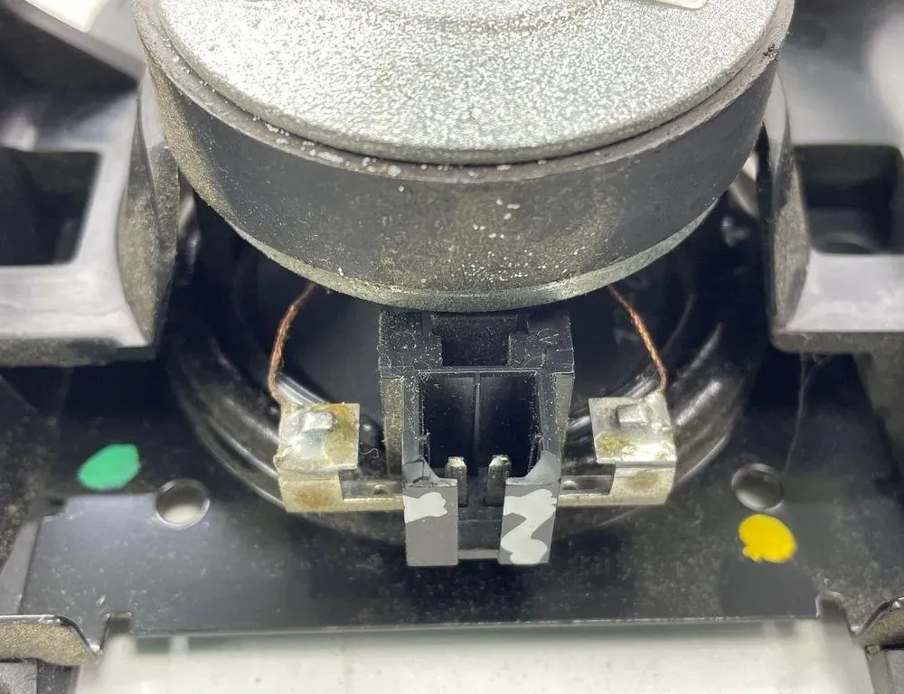 CHRYSLER Voyager 4 generation (2001-2007) Rear Right Door Sound Speaker 05064345AB 35110075