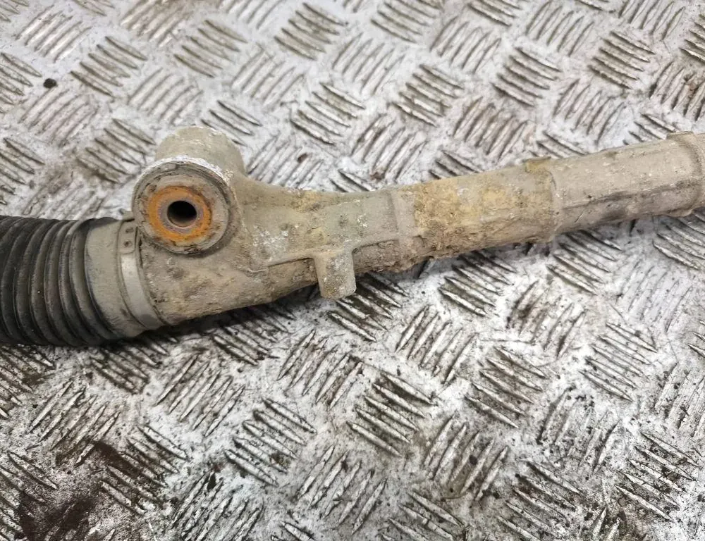 TOYOTA Yaris 2 generation (2005-2012) Drążek kierowniczy 35102930