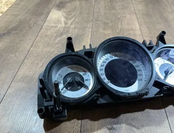 MERCEDES-BENZ C-Class W205/S205/C205 (2014-2023) Speedometer A2049004408 34558881