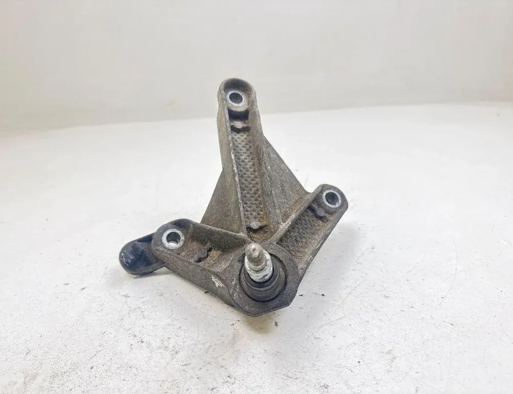 NISSAN Note 1 generation (2005-2014) Gearbox Mount Bracket 8200457080 31376514