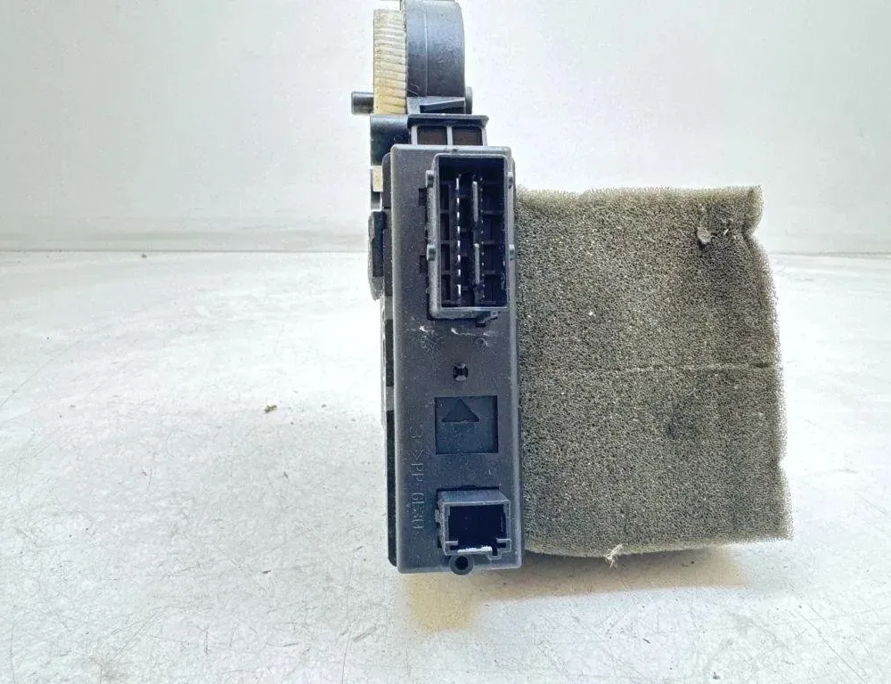 CITROËN C4 Picasso 1 generation (2006-2013) Front Right Door Window Control Motor 9682495780 31386754