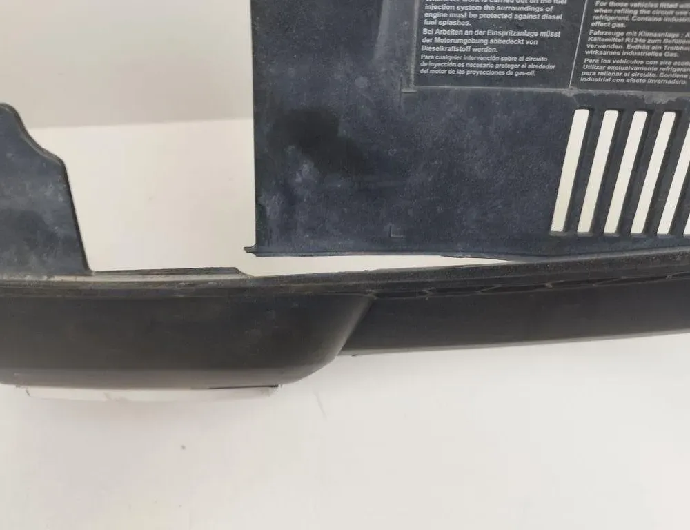 DACIA Logan 2 generation (2013-2020) Przedni górny grill 623103971R 31393223