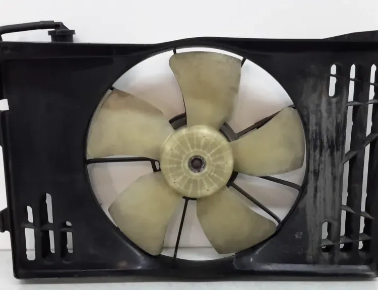 TOYOTA Corolla Verso 1 generation (2001-2009) Engine Cooling Fan Radiator 1671122130,1671122130 35107404