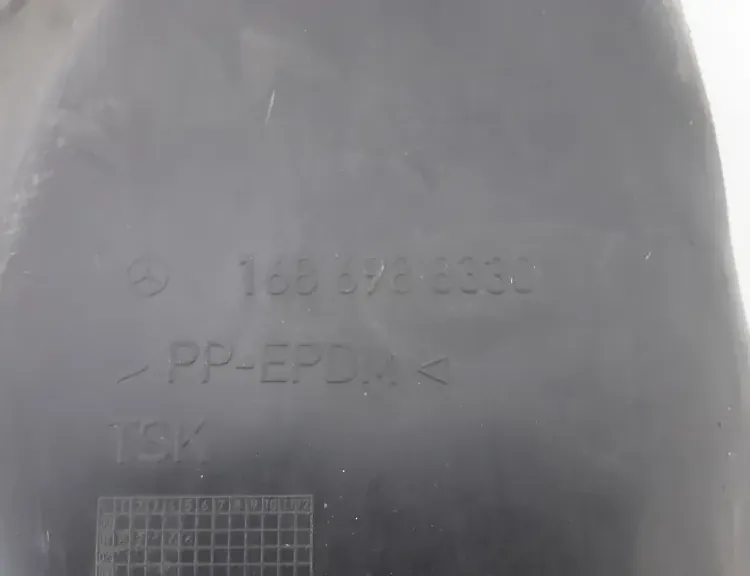 MERCEDES-BENZ A-Class W168 (1997-2004) Rear Right Arch Liner A1686988330 35108063