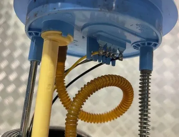 VOLKSWAGEN Golf 6 generation (2008-2015) W Zbiornikowej Pompie Paliwa 1K0919051BH 35109731