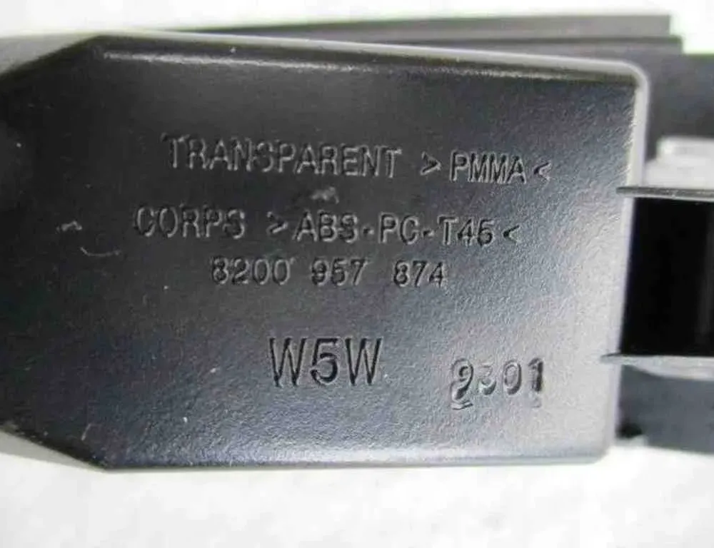 DACIA Logan 2 generation (2013-2020) Oświetlenie tablicy rejestracyjnej 8200957874 32484317