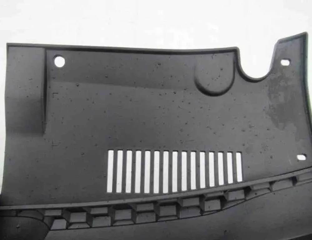 DACIA Logan 2 generation (2013-2020) Przedni górny grill 623103971R 32489926