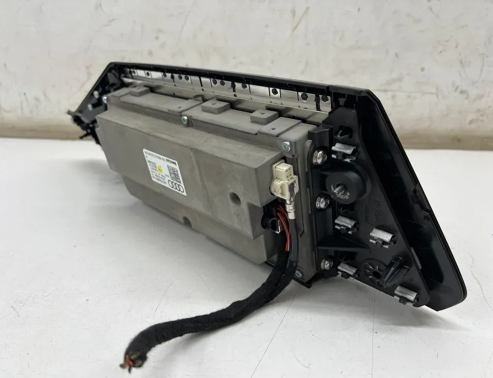 AUDI Wyświetlacz nawigacji 4KE919605N 35103490