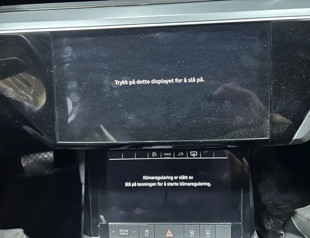 AUDI Wyświetlacz nawigacji 4KE919605N 35103490