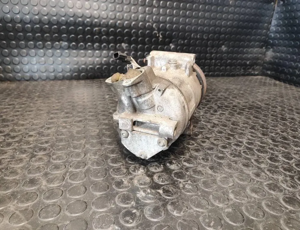 RENAULT Captur 1 generation (2013-2019) Air Condition Pump 926000217R 33174781