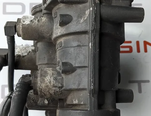 MERCEDES-BENZ ACTROS MP4 (2011-present) Zawór sterujący przyczepy 0014311213,4802040300,A0014311213 30768265