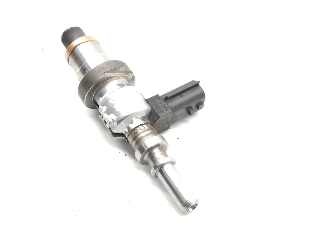 NISSAN Juke YF15 (2010-2020) Fuel Injector H8200769153 11276985