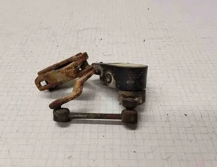 CITROËN C5 1 generation (2001-2008) Przedni lewy czujnik poziomu 6PM0898600,9641247280 32565996