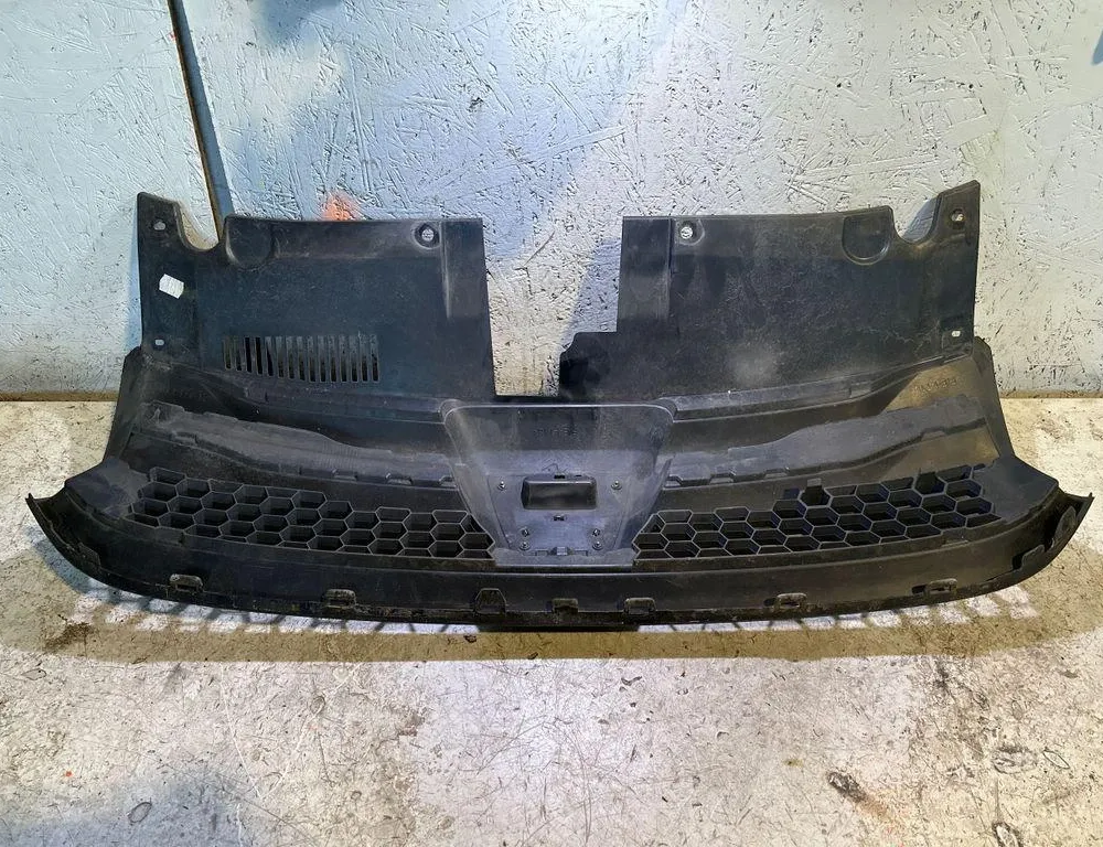 DACIA Sandero 2 generation (2013-2020) Radiator Grille 623103971R 35035716