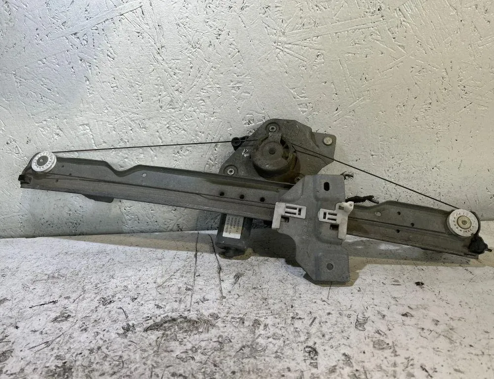 DACIA Duster 1 generation (2010-2017) Front Left Door Window Regulator 128001071E,3Q0214B,9030295E 35033378