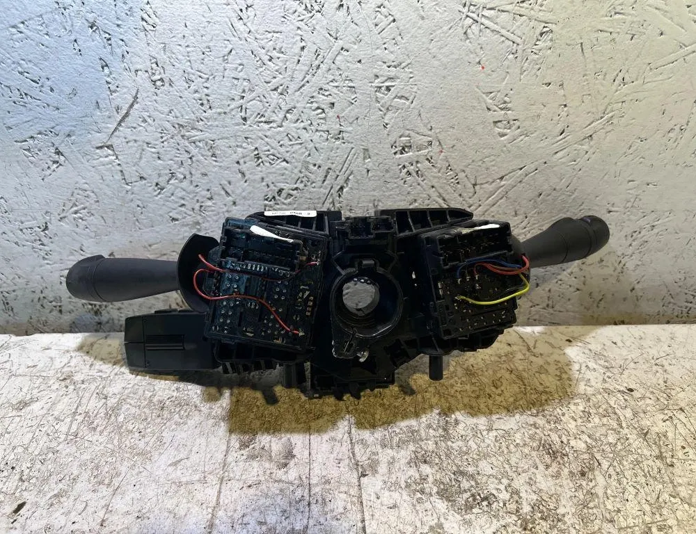 DACIA Sandero 2 generation (2013-2020) Przełącznik dźwigni wycieraczek kierunkowskazów 0265019012,479454698R 35006742