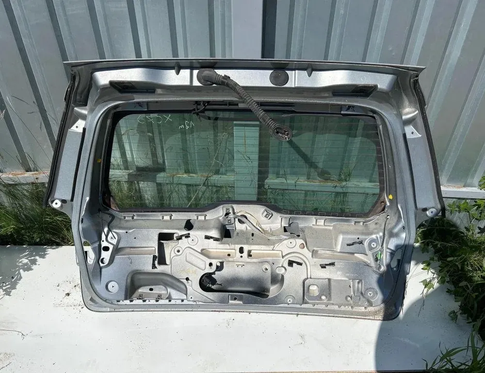 VOLVO XC70 2 generation (2000-2007) Bootlid Rear Boot 35043397