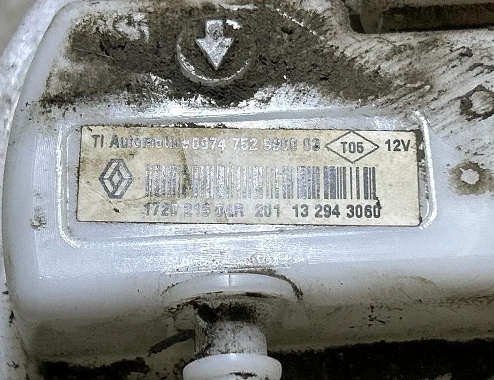 DACIA Sandero 2 generation (2013-2020) W Zbiornikowej Pompie Paliwa 09747529800,172021904R,132943060 35003337