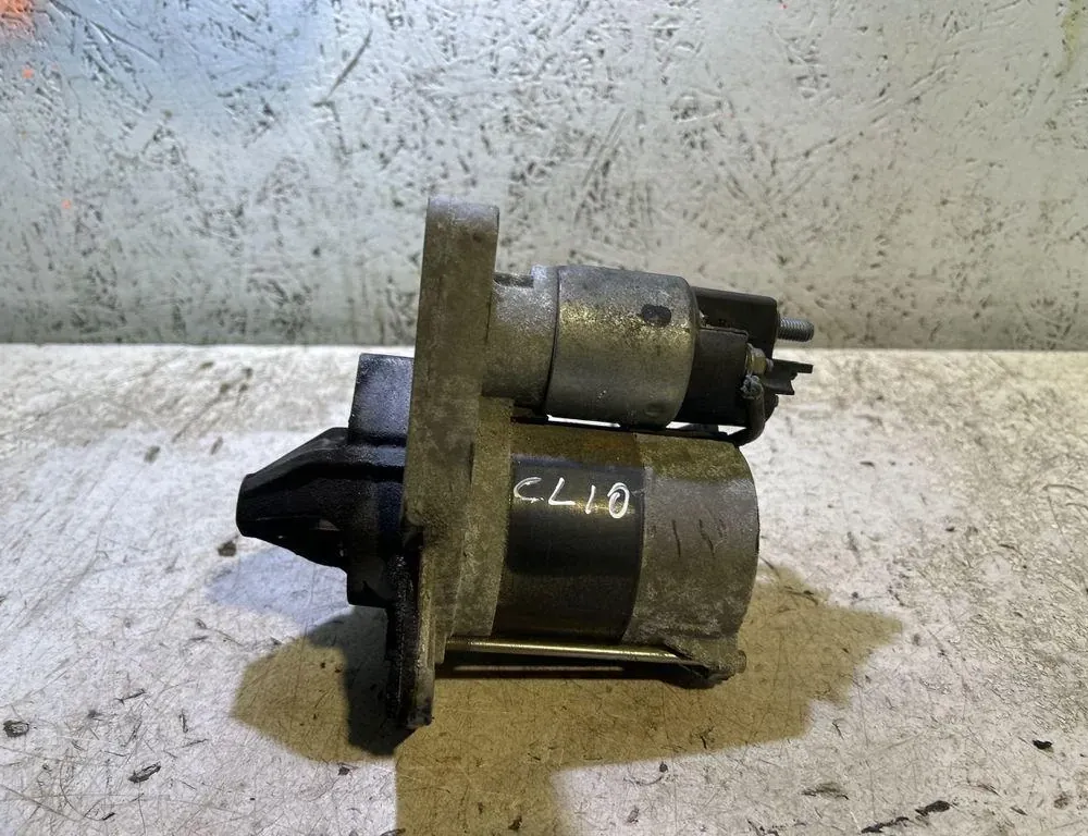 RENAULT Clio 4 generation (2012-2020) Starter Motor 233007970R 35040103