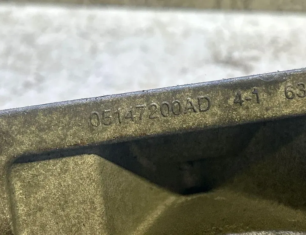 DODGE Challenger 3 generation (2008-2024) Gearbox Mount Bracket 05147200AD 35000862