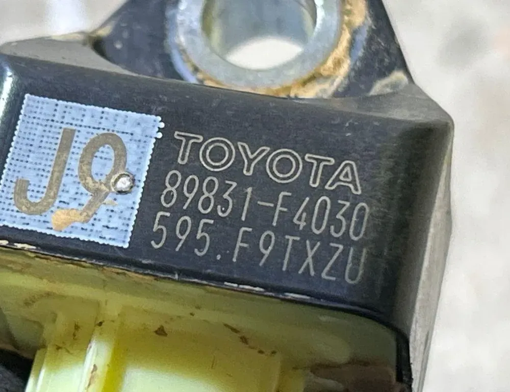 TOYOTA C-HR 1 generation (2016-2023) Przedni lewy czujnik uderzenia 595F9TXZU,89831F4030 35038190