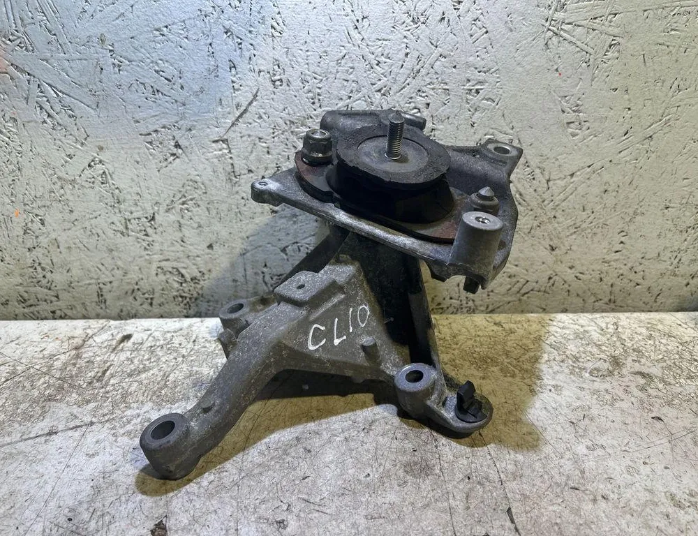 RENAULT Clio 4 generation (2012-2020) Front engine mount 112533062R 35039658